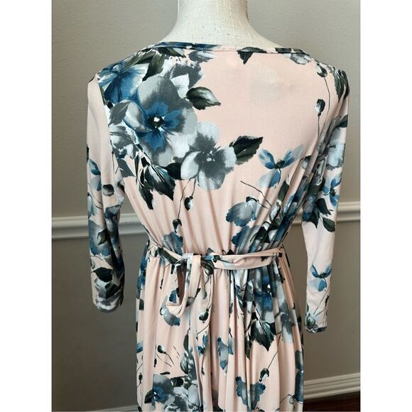 Pink Blush Maxi Dress Size Large NWT - Picture 8 of 12